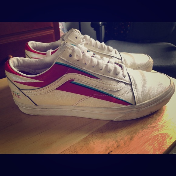 david bowie vans size 11